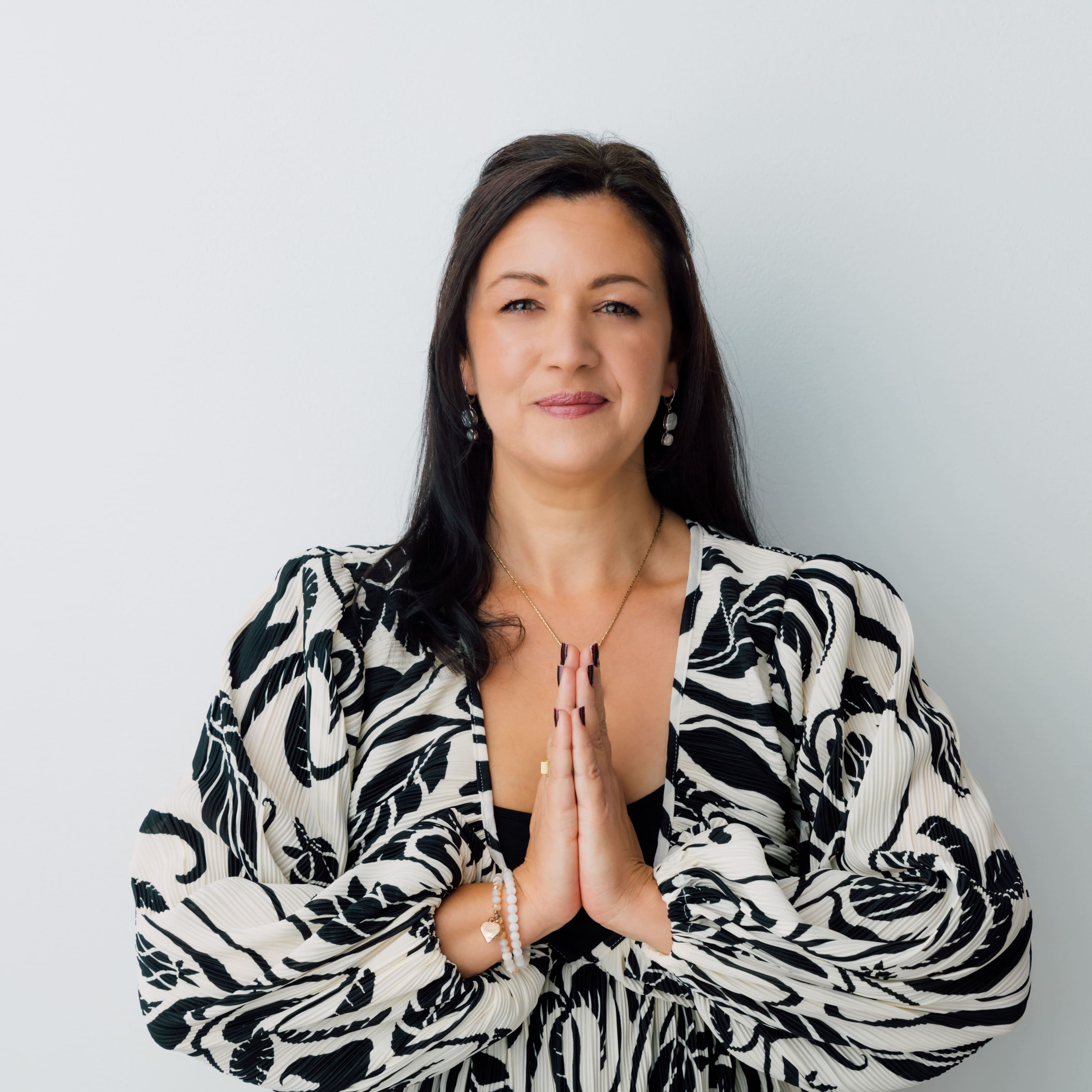 ThetaHealing Instructor® Jasmin Kind